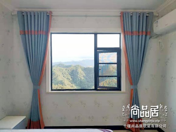 清洗窗簾也需要挑時(shí)間