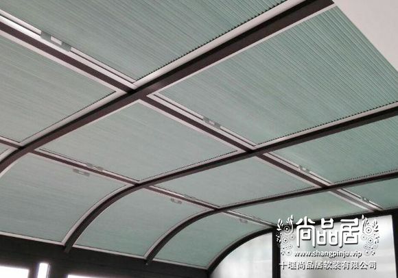 定制電動(dòng)蜂巢簾